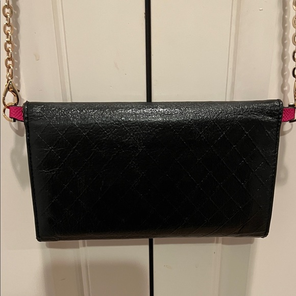 CHANEL Black Leather Clutch with fashion Gold Chain - Picture 6 of 16